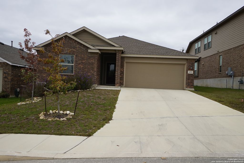 Photo of 14515 RUNNING WOLF, San Antonio, TX 78245 (MLS # 1928442)