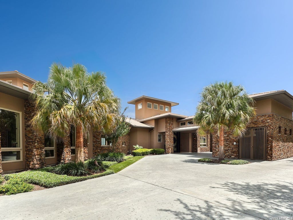 Photo of 11 Davenport Lane, San Antonio, TX 78257 (MLS # 2018080)