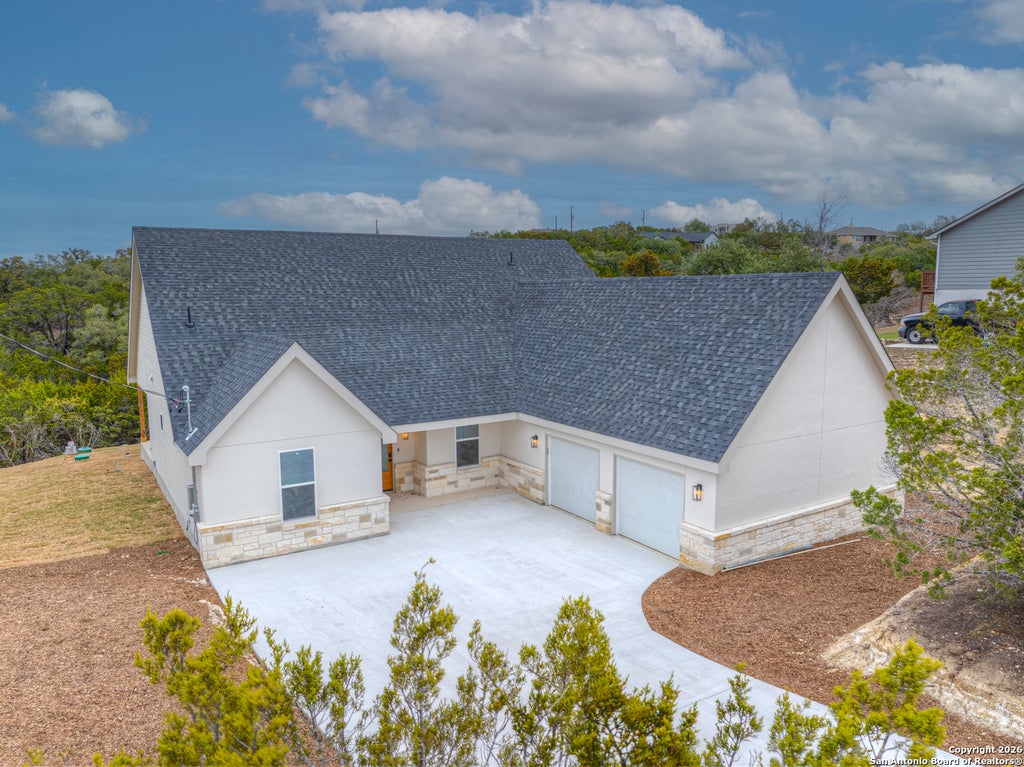 Photo of 328 Compass Rose, Canyon Lake, TX 78133 (MLS # 1935165)