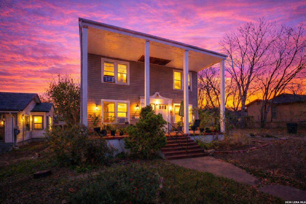 Photo of 625 Hammond, San Antonio, TX 78210 (MLS # 1947574)