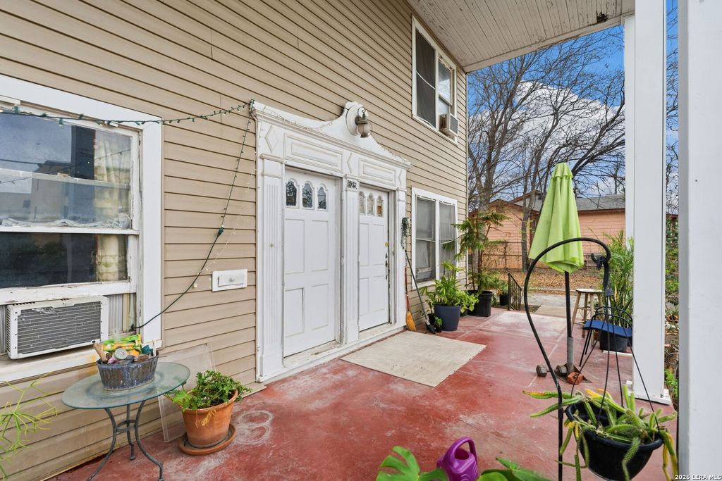 Photo of 625 Hammond, San Antonio, TX 78210 (MLS # 1947574)