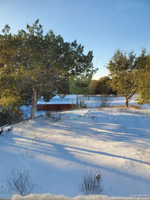 A home in Bandera