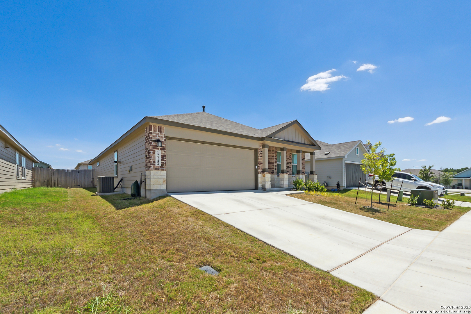 12742 St Louis Way