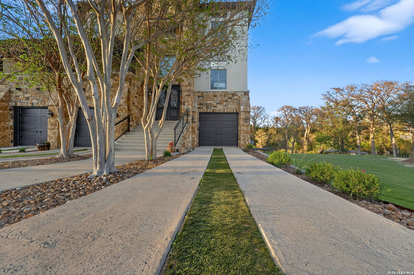 134 BANDIT BEACH