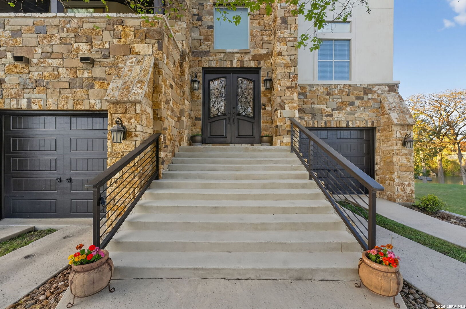 134 BANDIT BEACH