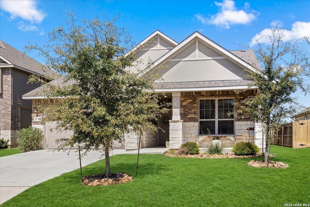 Photo of 29739 Elkhorn Rdg, Fair Oaks Ranch, TX 78015 (MLS # 1947375)