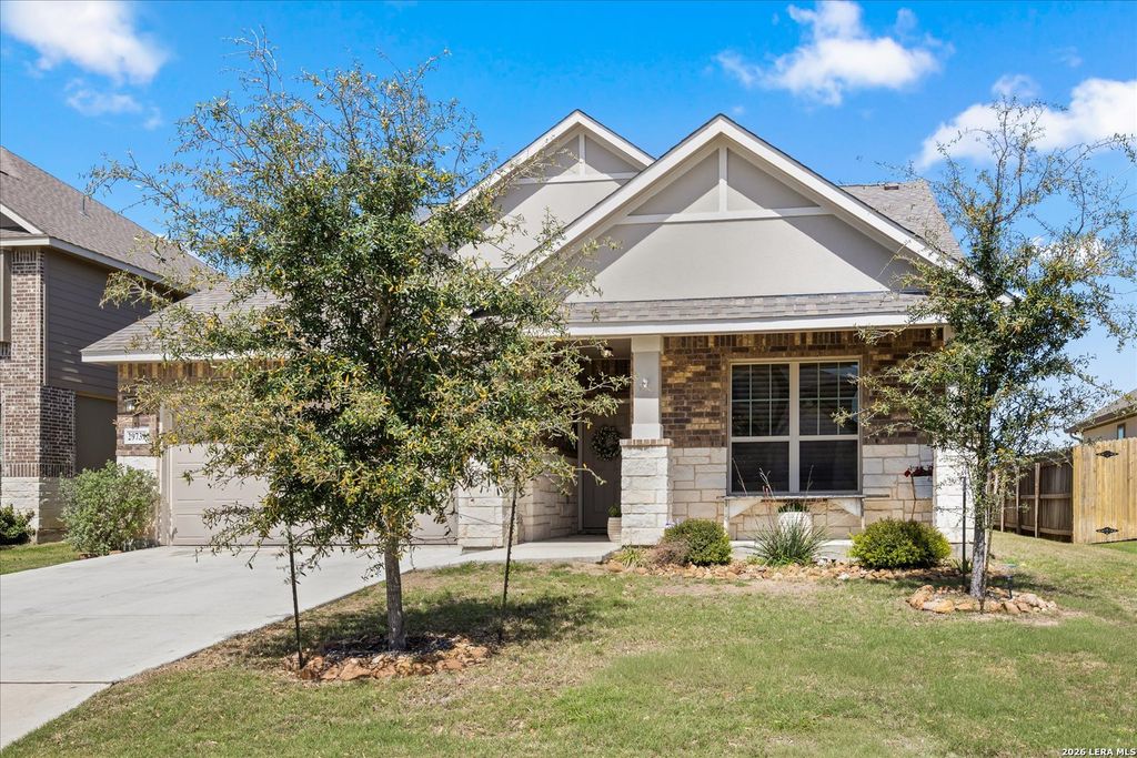 Photo of 29739 Elkhorn Rdg, Fair Oaks Ranch, TX 78015 (MLS # 1947375)