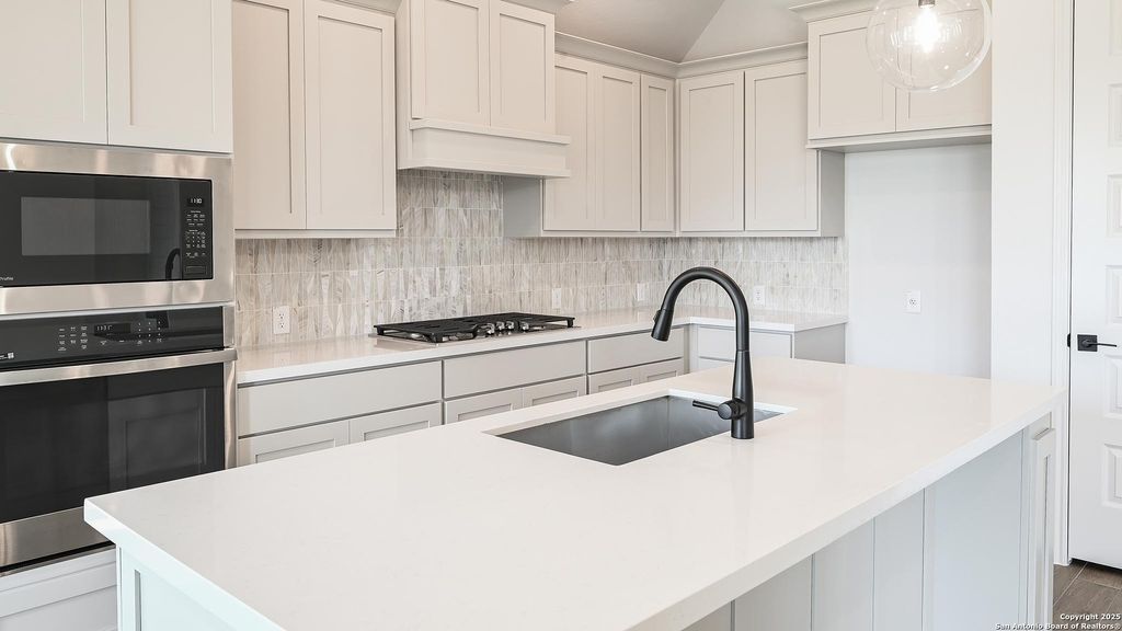 Photo of 1801 Field Brook, Seguin, TX 78155 (MLS # 1878141)