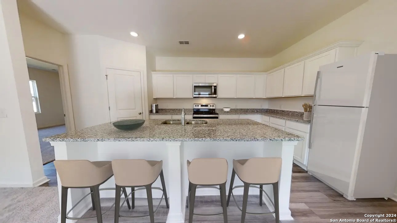 14406 Woodland Hollow