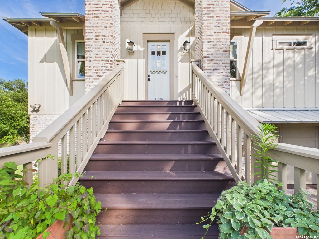 Photo of 1238 SLEEPY HOLLOW LN, New Braunfels, TX 78130 (MLS # 1971713)