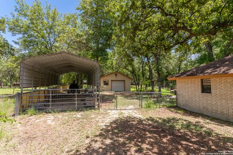 A home in La Vernia