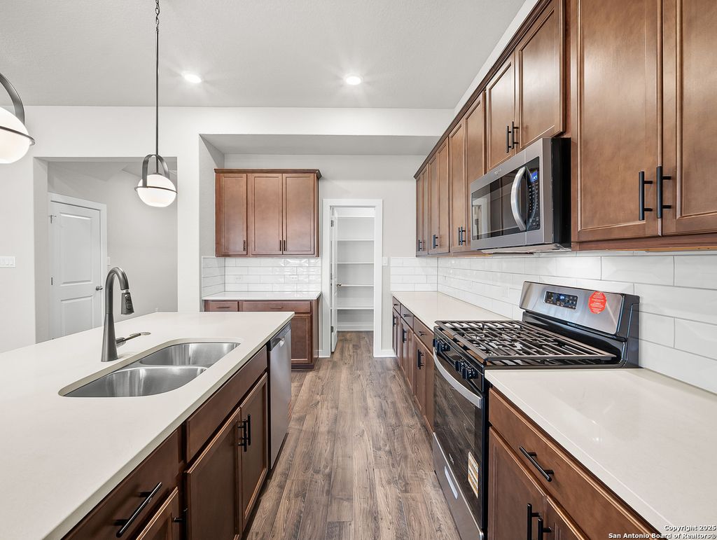 Photo of 7035 Comanche Cave, San Antonio, TX 78233 (MLS # 1929466)