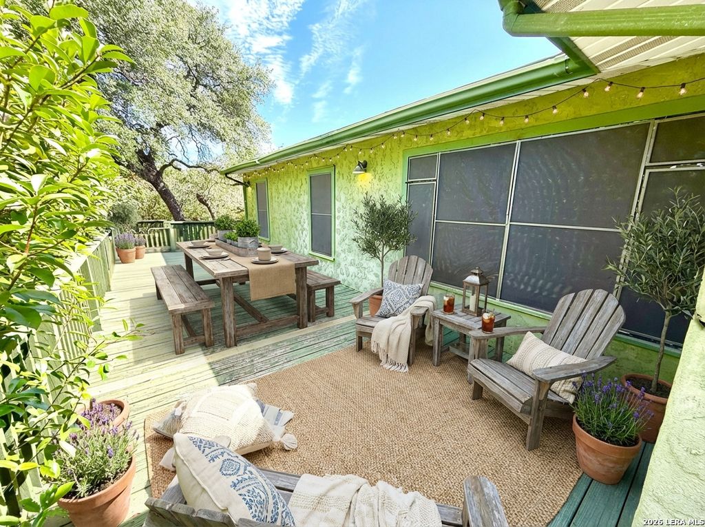 Photo of 27320 Toutant Beauregard Road, Boerne, TX 78006 (MLS # 1947818)