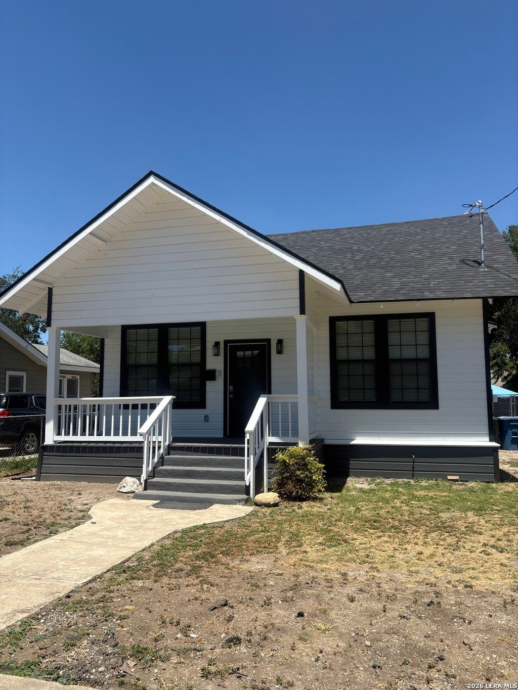 Photo of 225 Linares, San Antonio, TX 78225 (MLS # 2011646)