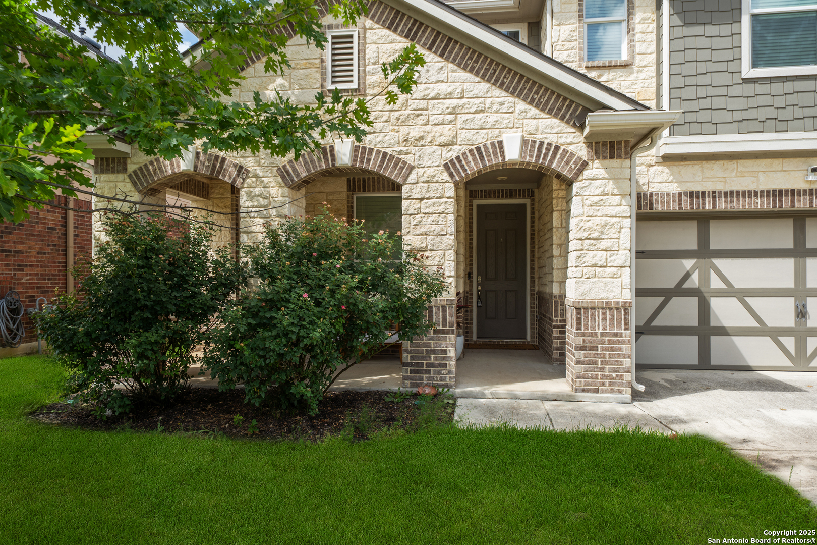 11312 Red Oak Turn