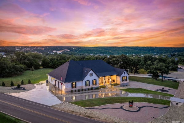 1207 GAME TRL, NEW BRAUNFELS, TX 78132 - Image be77270b802d8f919295331ca08dd6da/735762028