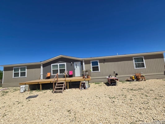 5581 FM 1986, LA PRYOR, TX 78872 - Image bea432790ceb18cc7c3f8f97fcd1f047/4219219259