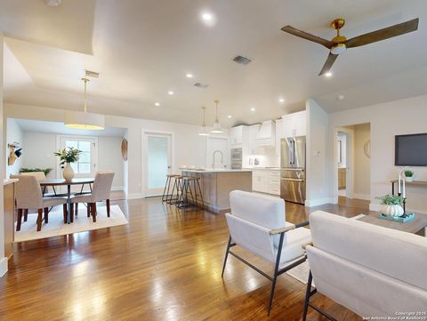 130 Larchmont San Antonio TX 78209