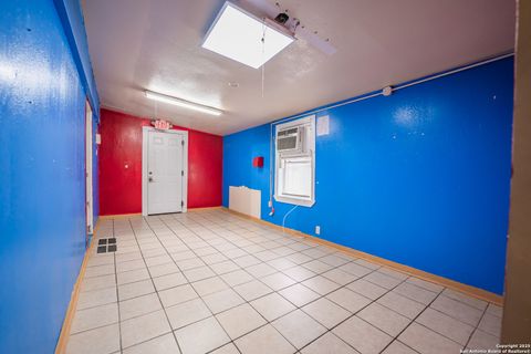 Tiny photo for 7036 US Highway 87, China Grove, TX 78263 (MLS # 1860398)