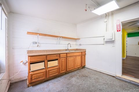 Tiny photo for 7036 US Highway 87, China Grove, TX 78263 (MLS # 1860398)