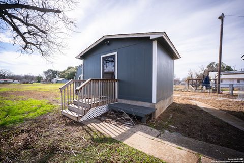 Tiny photo for 7036 US Highway 87, China Grove, TX 78263 (MLS # 1860398)