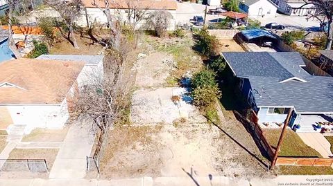 Photo of 1415 Montana, San Antonio, TX 78203 (MLS # 1934870)