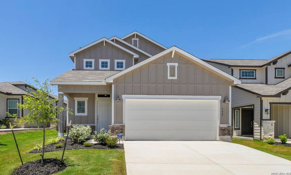 Photo of 769 Whitman, New Braunfels, TX 78130 (MLS # 1971264)