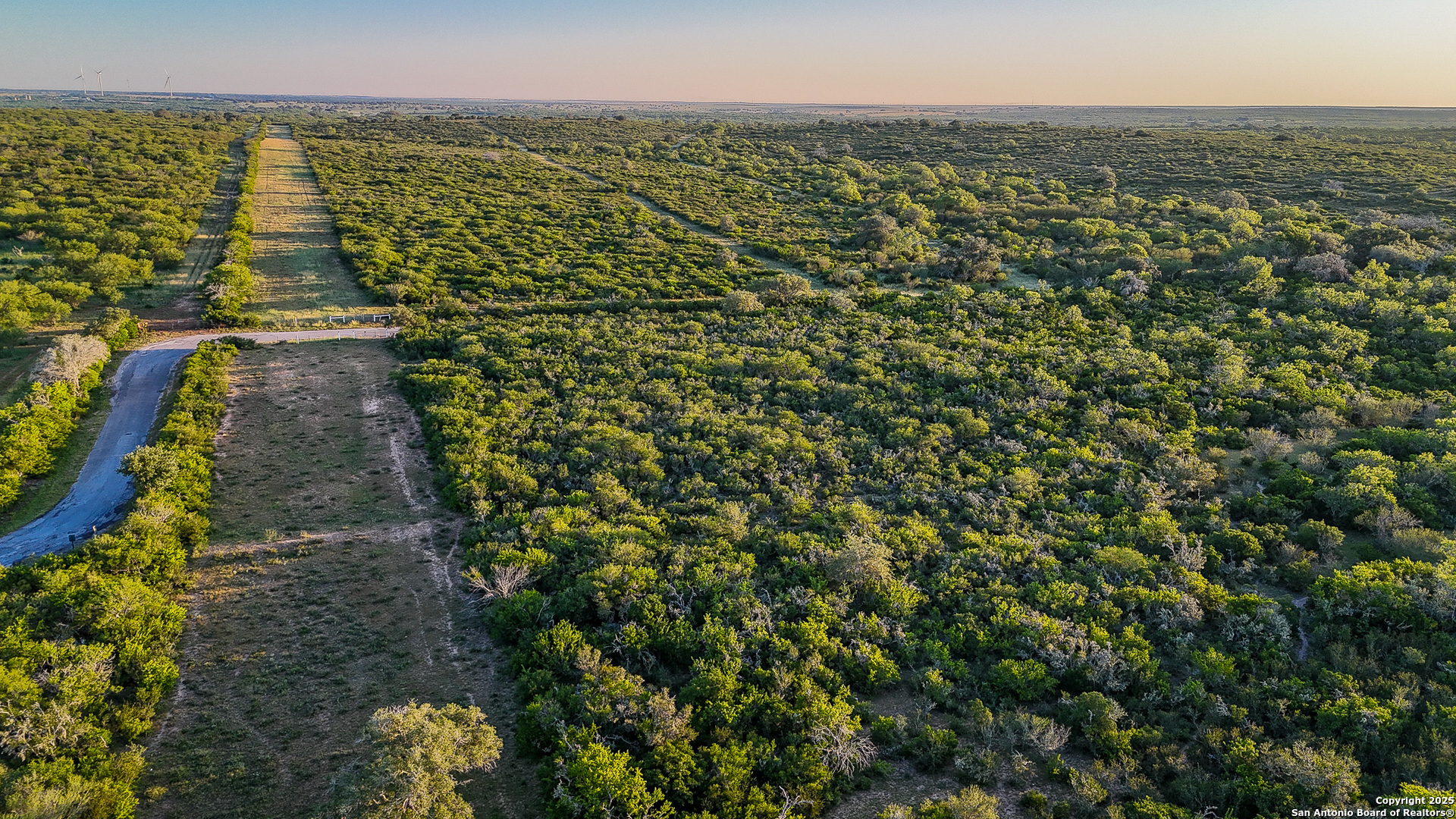 000 County Line Rd # 120