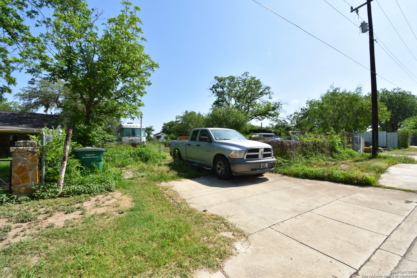 5327 hillburn