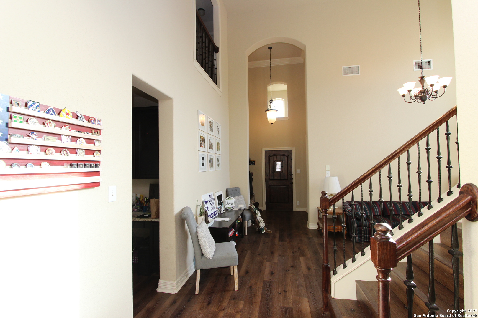 2514 Ladera Bend