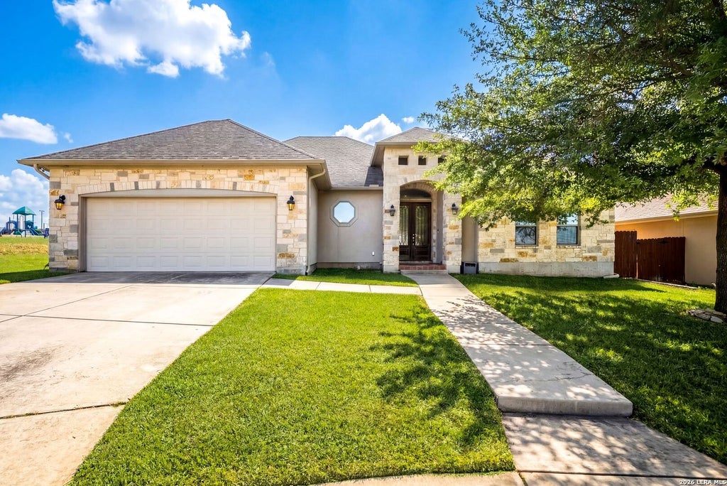 Photo of 104 S Elise Dr, La Vernia, TX 78121 (MLS # 1952823)