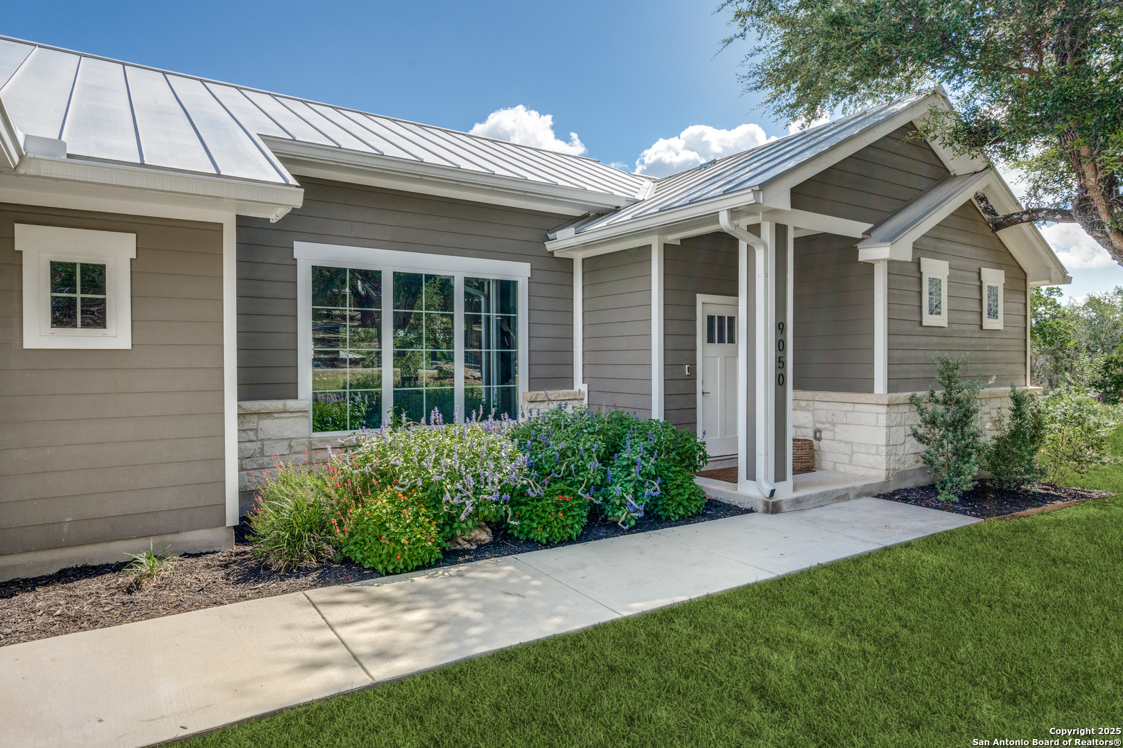9050 Rebecca Creek