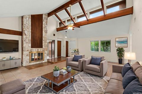 4503 Black Walnut Woods San Antonio TX 78249