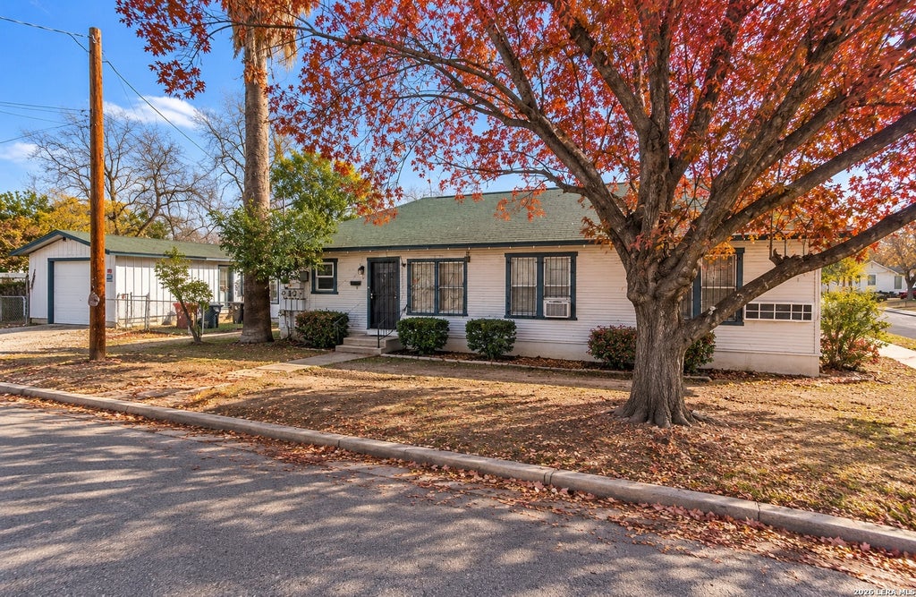 Photo of 455 WALTON AVE, San Antonio, TX 78225 (MLS # 2017228)
