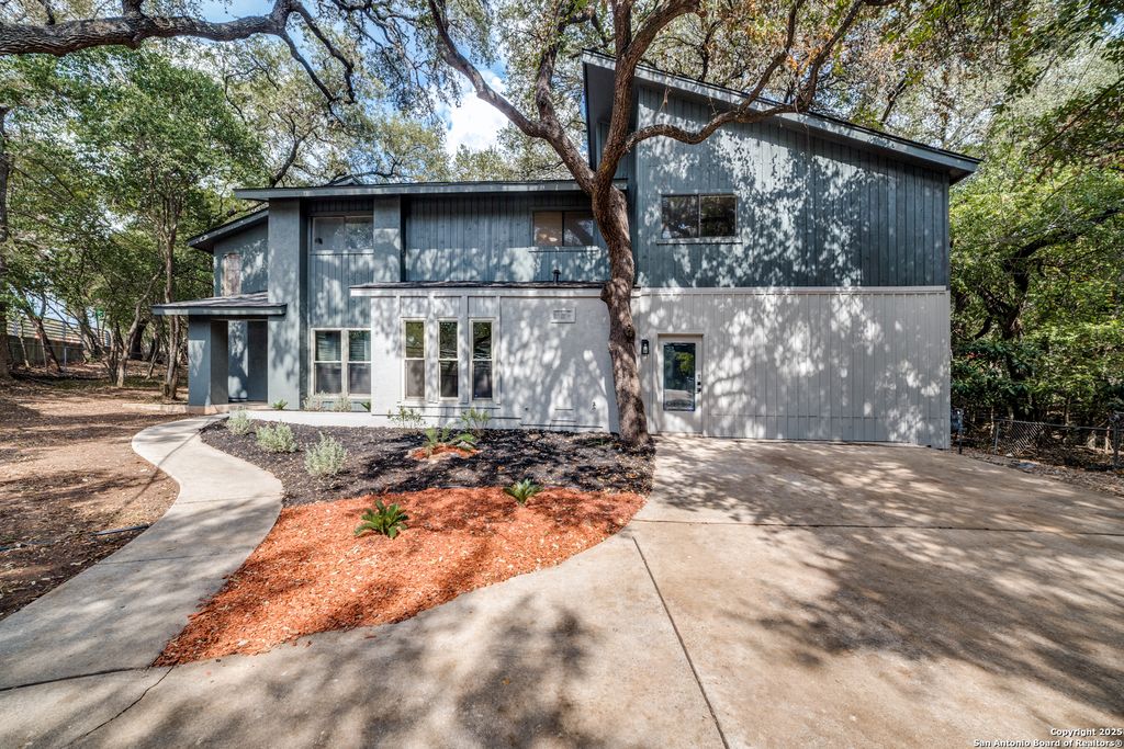 Photo of 3295 Lockhill Selma, San Antonio, TX 78230 (MLS # 1918264)