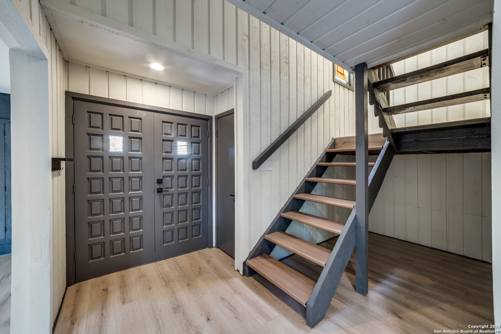 3295 Lockhill Selma