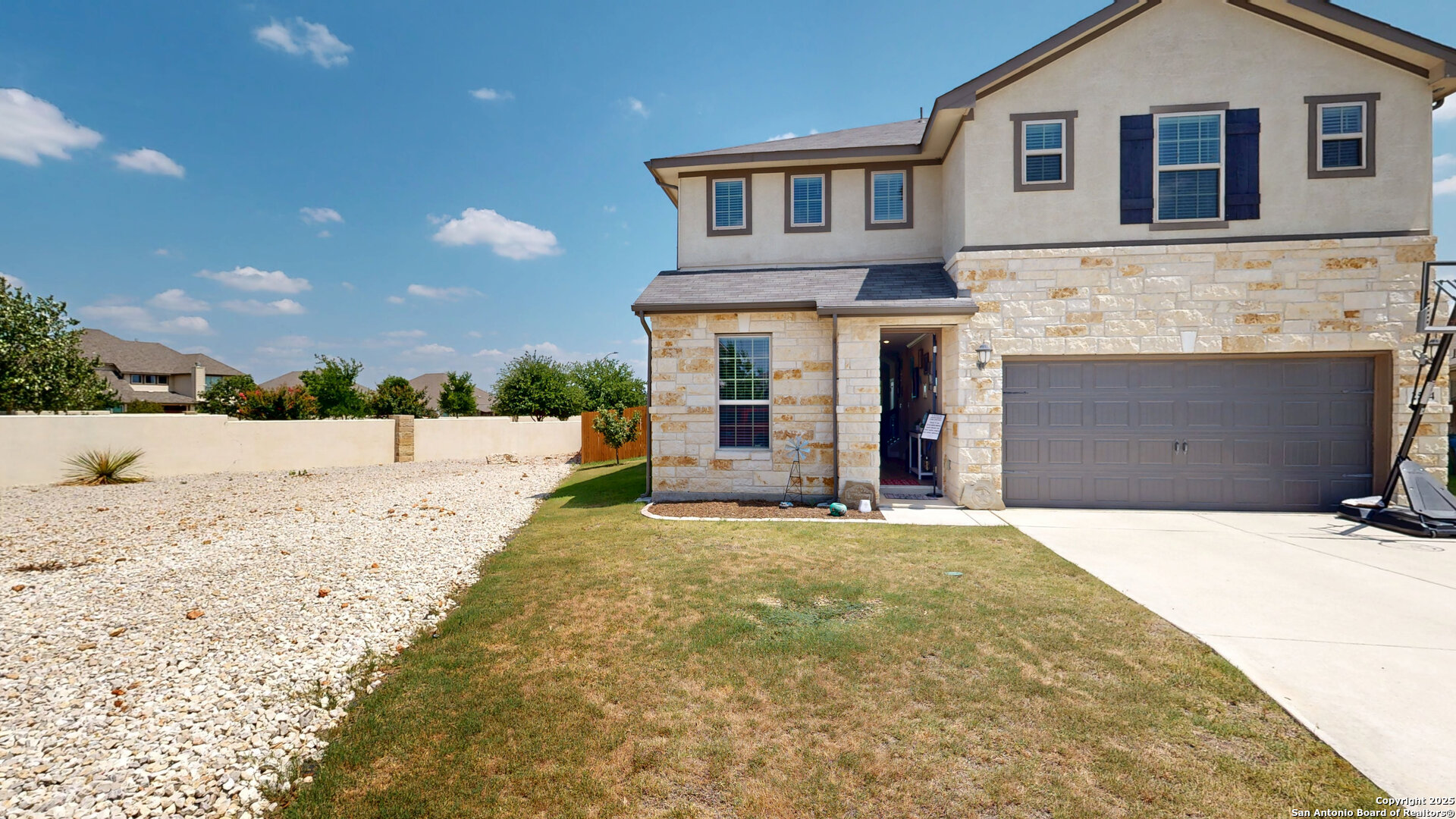 2534 Castello Way