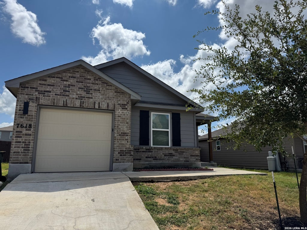 Photo of 7618 Capstone Rdg, San Antonio, TX 78244 (MLS # 2007395)