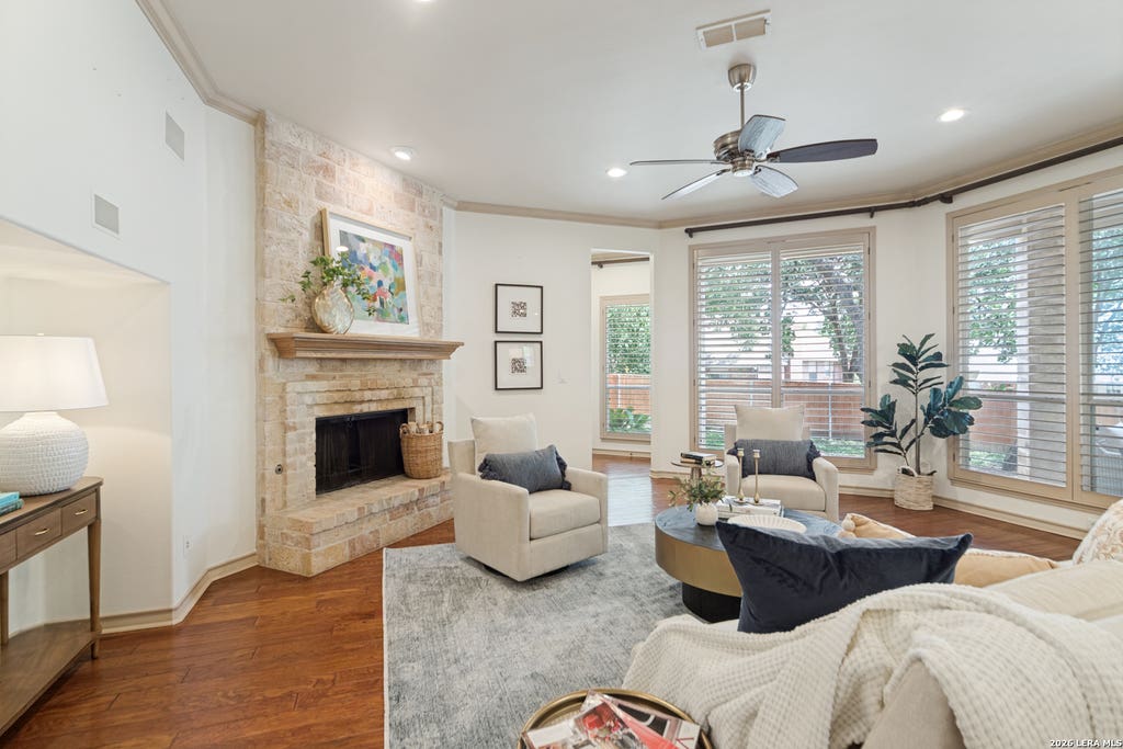 Photo of 8 ASPEN CREEK DR, San Antonio, TX 78248 (MLS # 2007856)