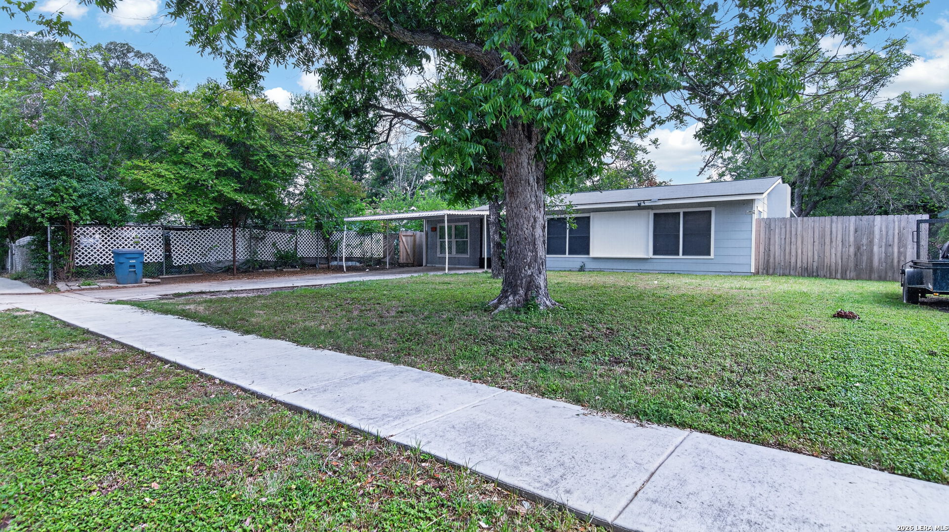Photo 1 of 24 — 219 LEONIDAS DR, San Antonio, TX 78220