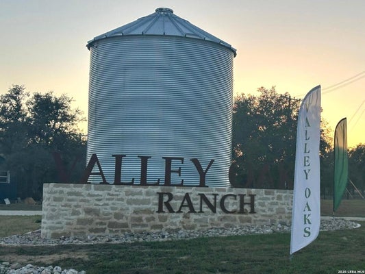 OAK LN, HONDO, TX 78861 - Image bfd13406d2bef1c980ffef8602e38f2f/1956966651