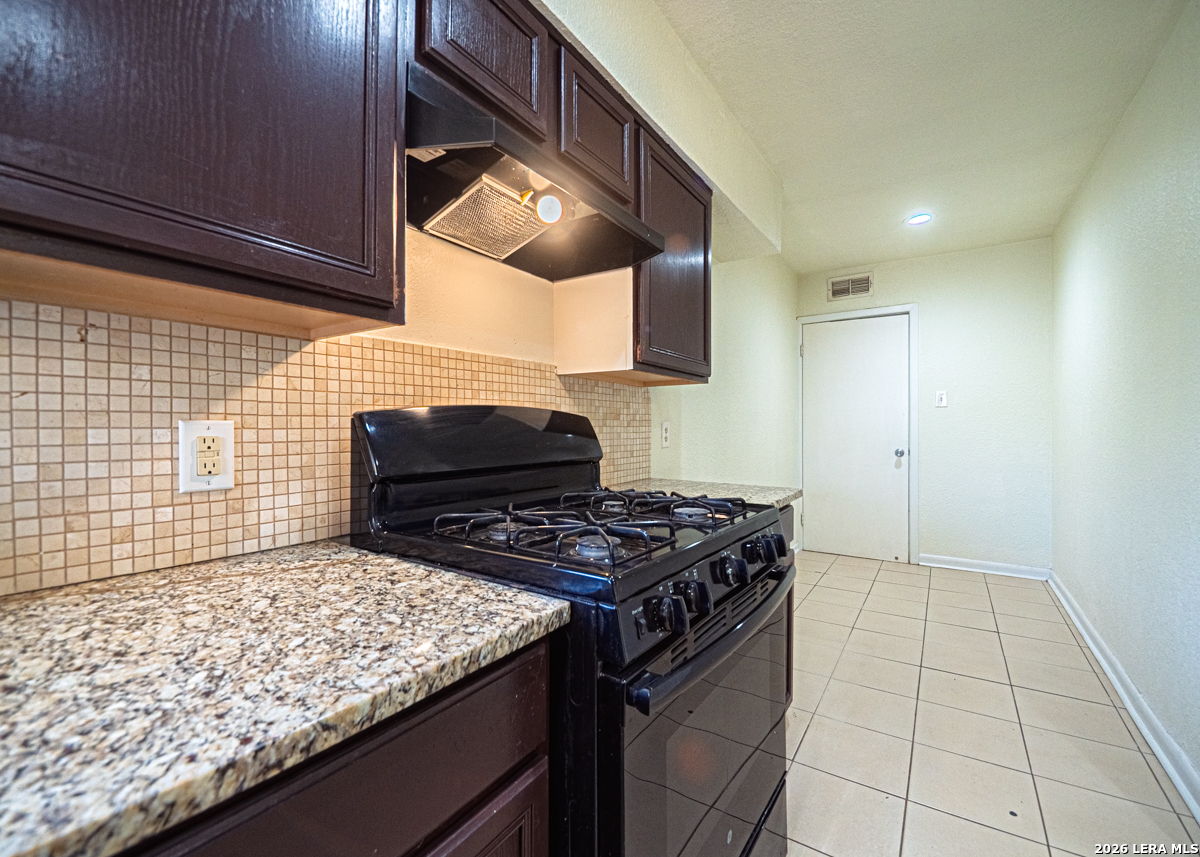 243 MAPLEWOOD LN