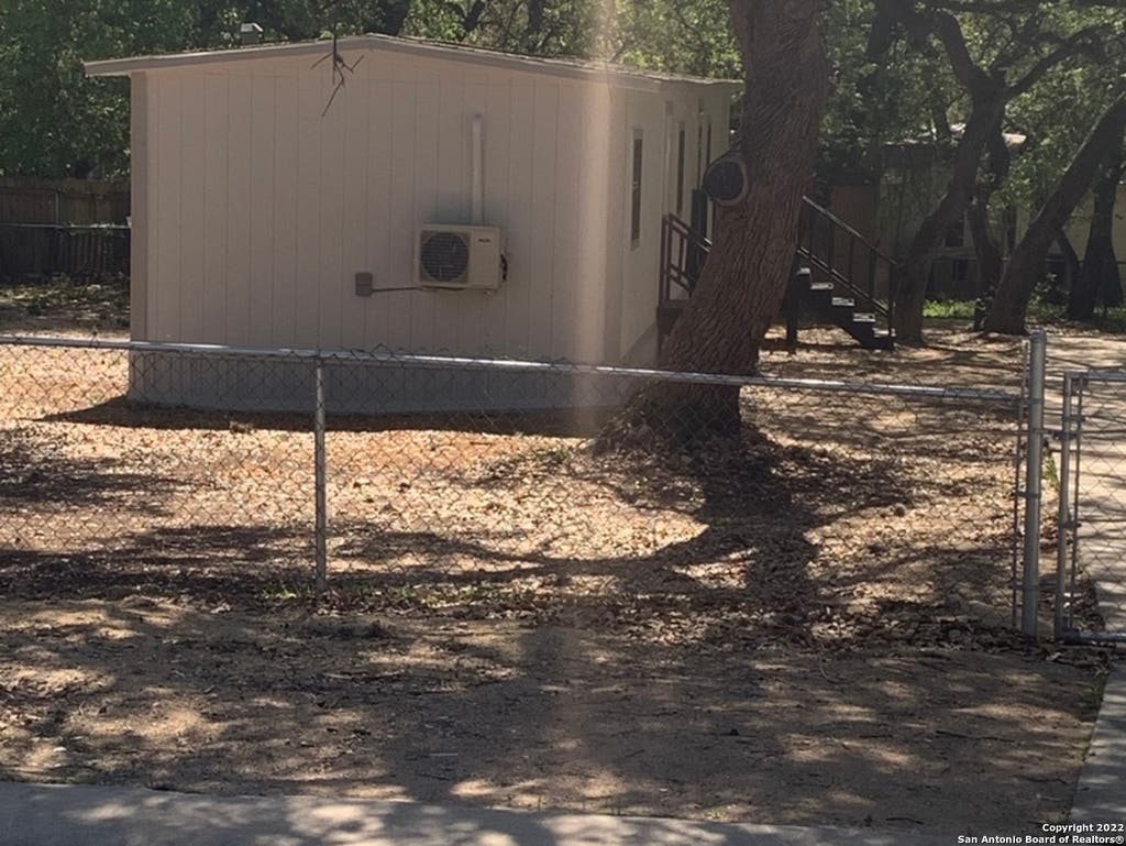 Photo of 25315 LYNDA SUE DR 1 #1, San Antonio, TX 78257 (MLS # 2003690)