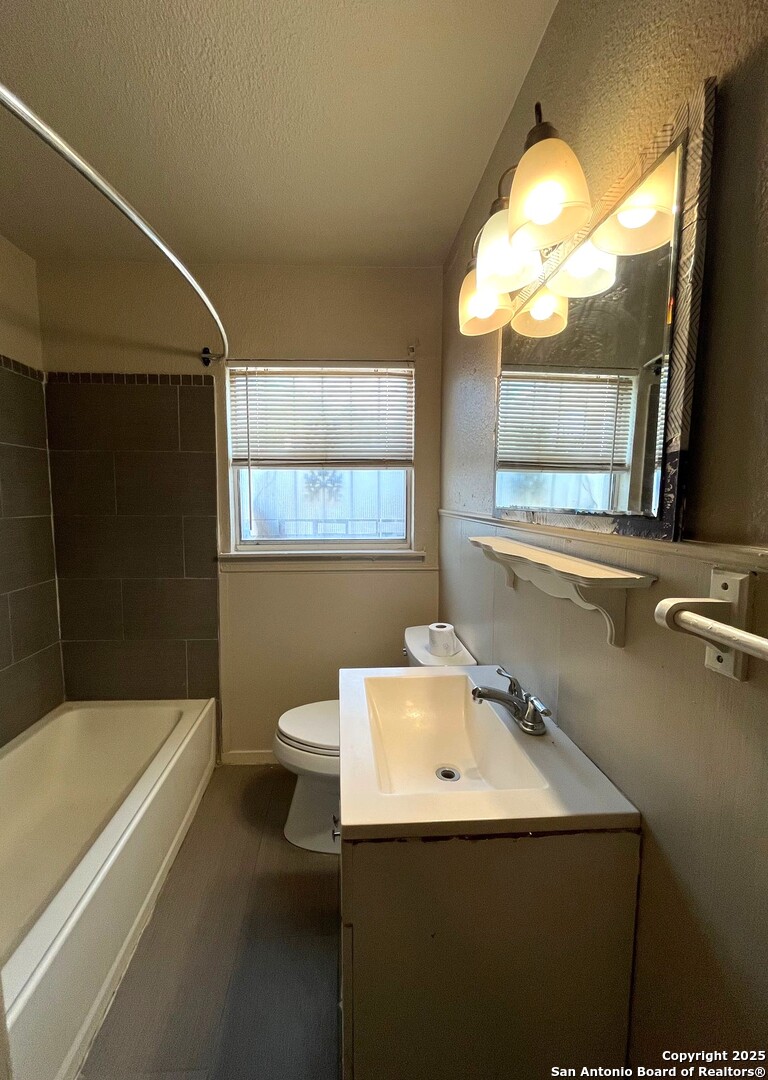 San Antonio, Texas 78220, United States, 3 Bedrooms Bedrooms, ,1 BathroomBathrooms,Residential,Active,191018