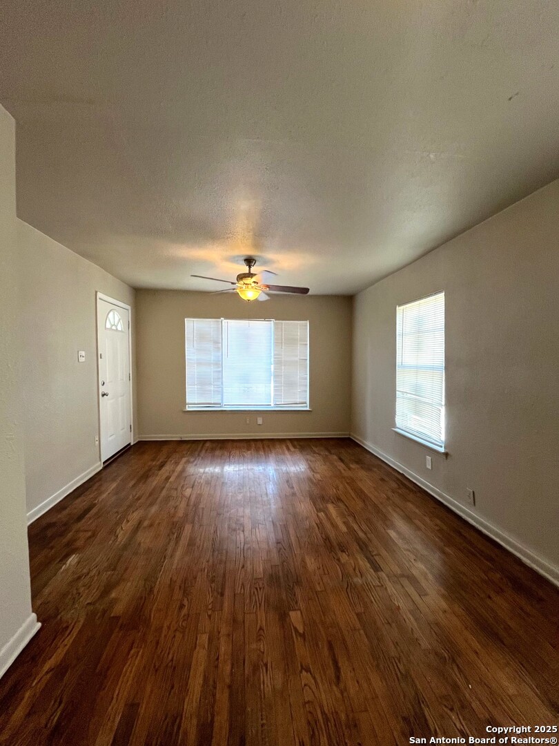 San Antonio, Texas 78220, United States, 3 Bedrooms Bedrooms, ,1 BathroomBathrooms,Residential,Active,191018