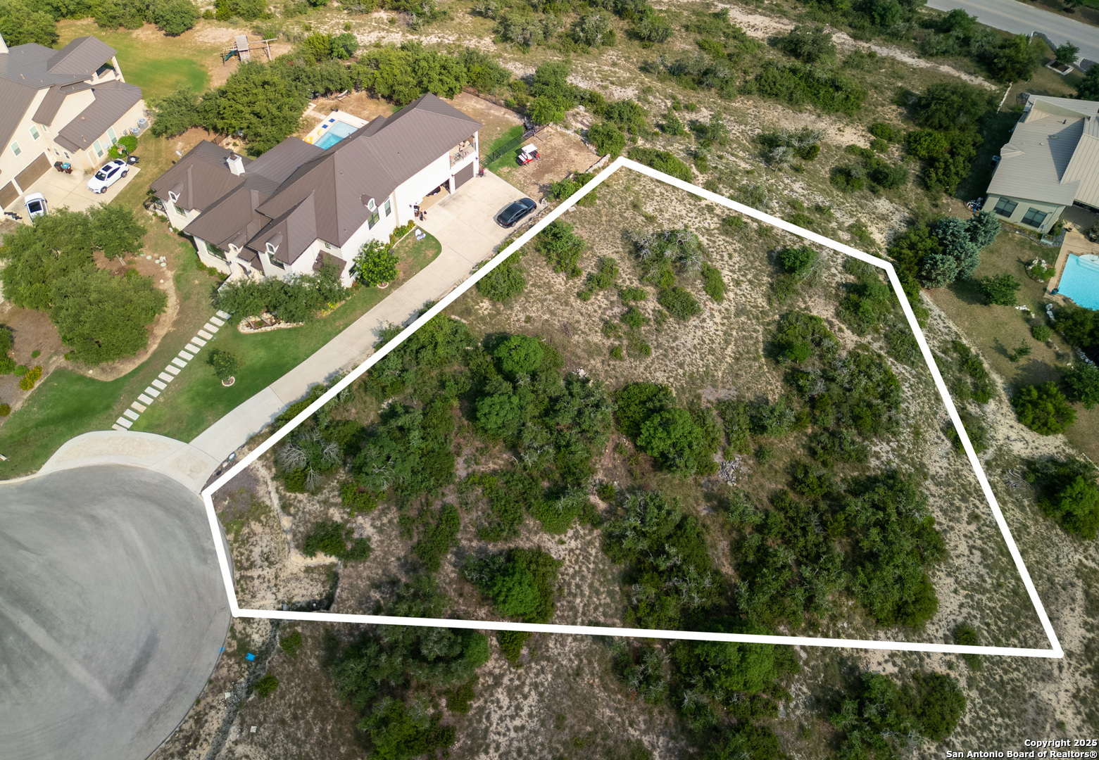 23507 Avila Ridge