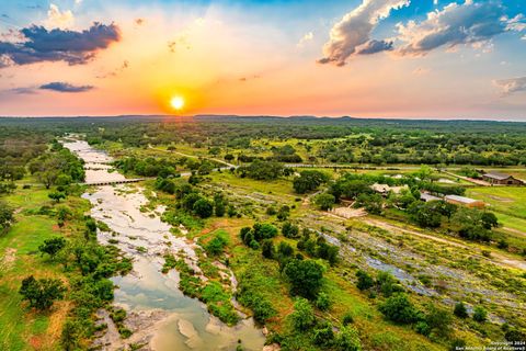 2054 Ranch Road 1320 Johnson City TX 78636