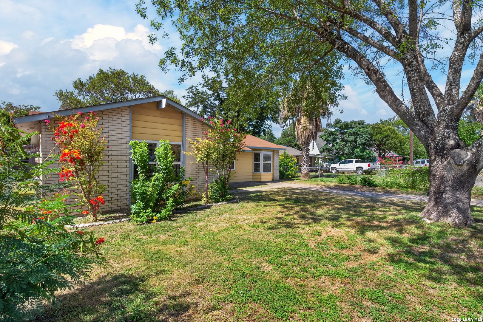 Photo 1 of 29 — 2714 LAGOON DR, San Antonio, TX 78224