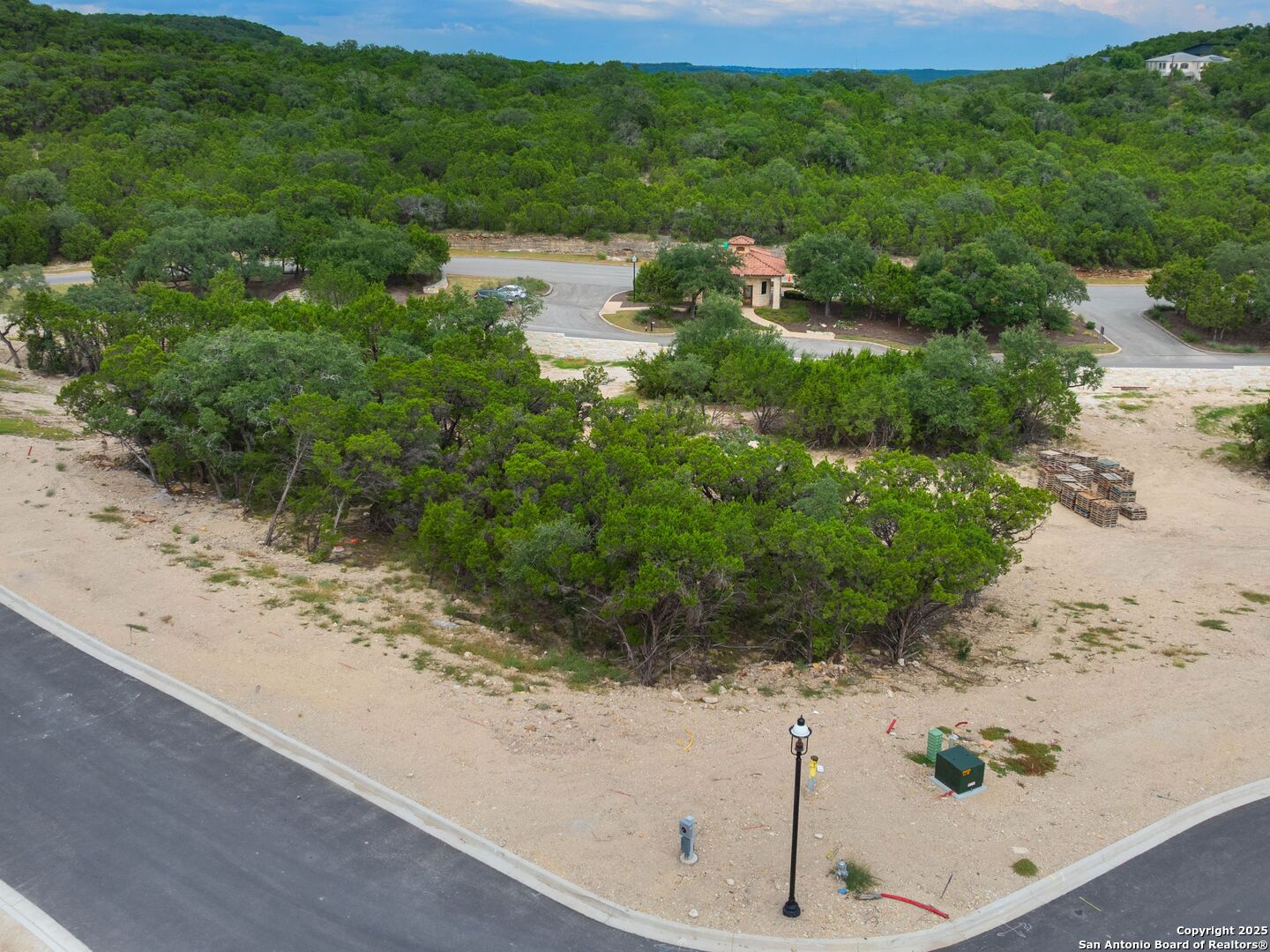 21342 Treetop Terrace