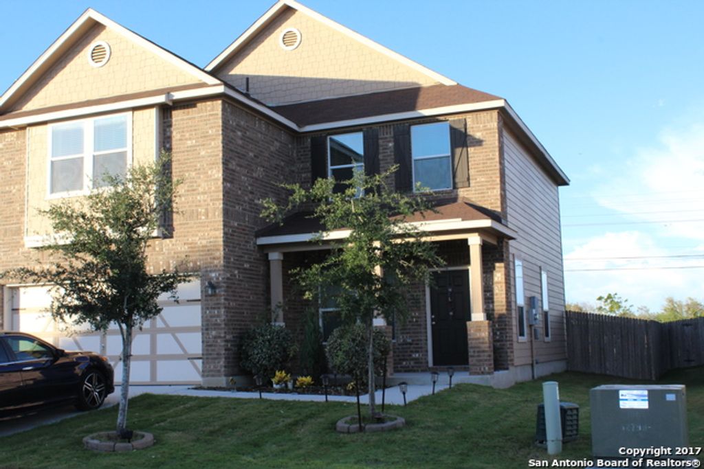 Photo of 108 GATEWOOD CLF, Cibolo, TX 78108 (MLS # 1957426)